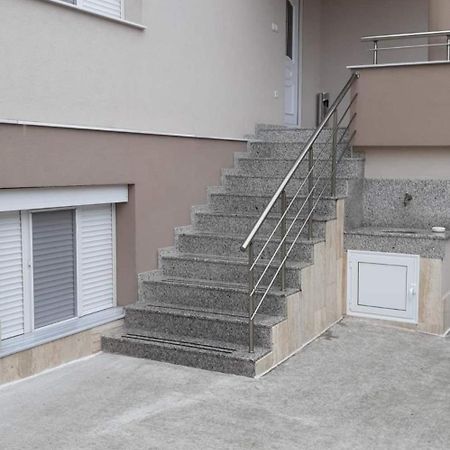 Villa Ros Guest House Svilengrad Exterior photo