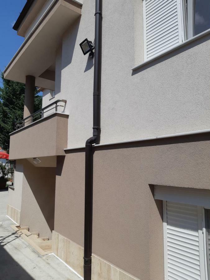 Villa Ros Guest House Svilengrad Exterior photo